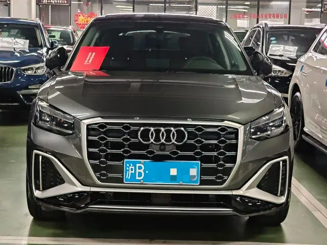 Audi Q2L — Фото автомобиля 2