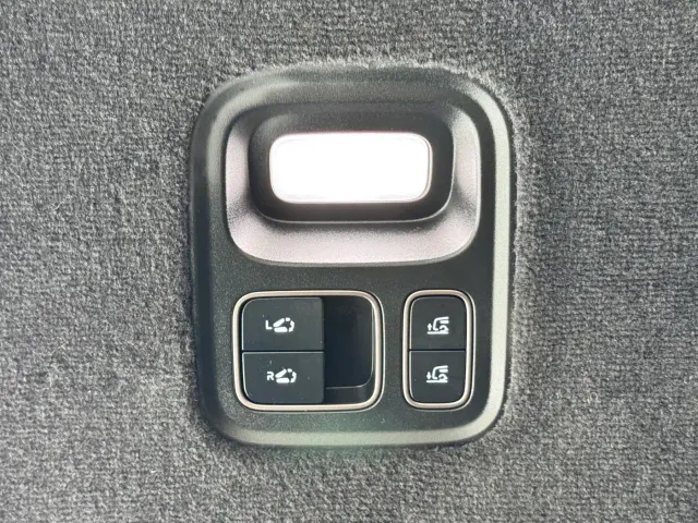 Li Auto MEGA — Фото автомобиля 10