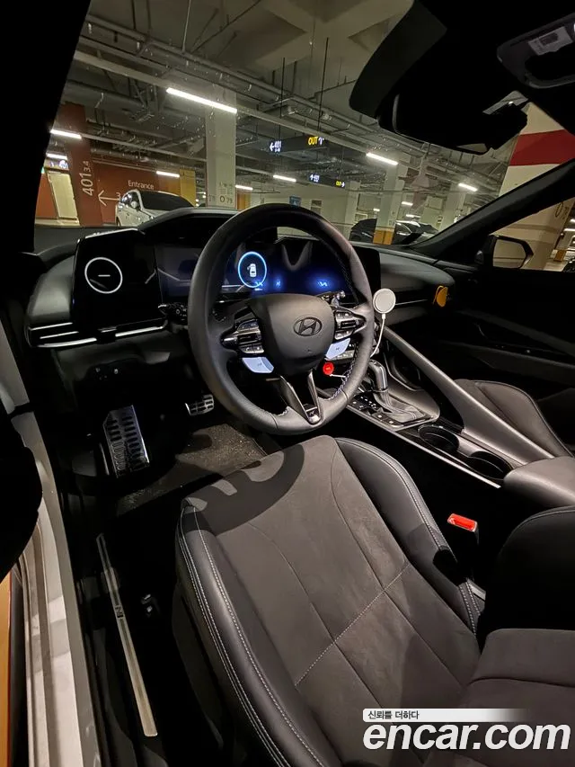 Hyundai Avante CN7 — Фото автомобиля 8