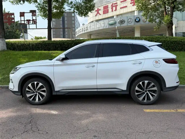 BYD Song PLUS — Фото автомобиля 3