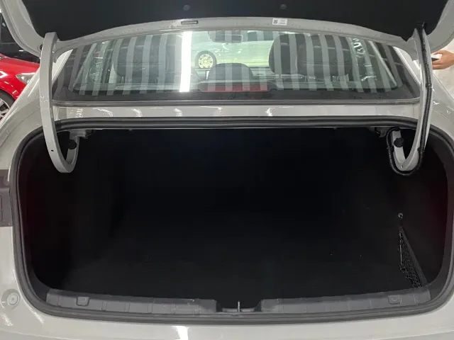 Leapmotor B01 — Фото автомобиля 15