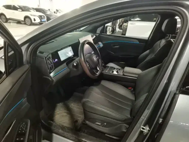 BYD Song L DM-i — Фото автомобиля 14