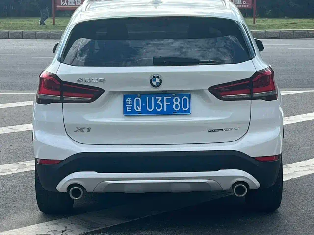 BMW X1 — Фото автомобиля 5
