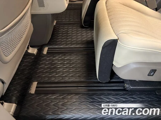 Kia Carnival 4th Gen — Фото автомобиля 10