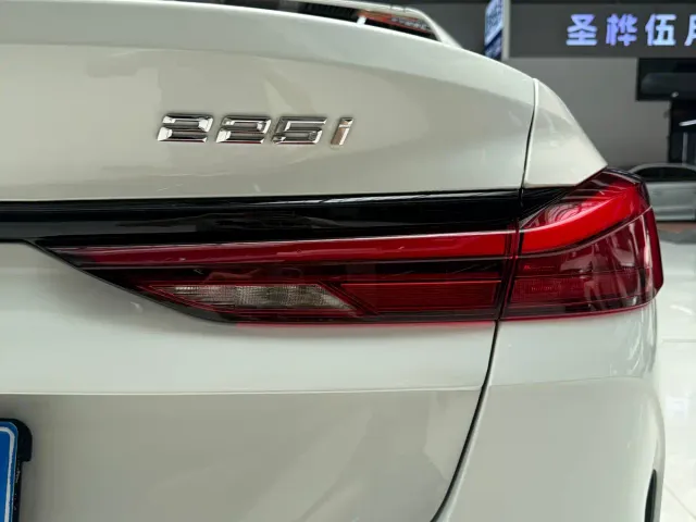 BMW 2 Series — Фото автомобиля 13