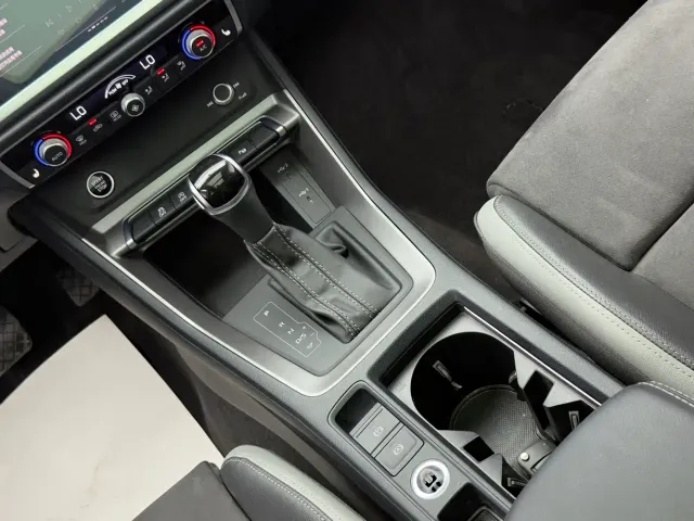 Audi Q3 — Фото автомобиля 16