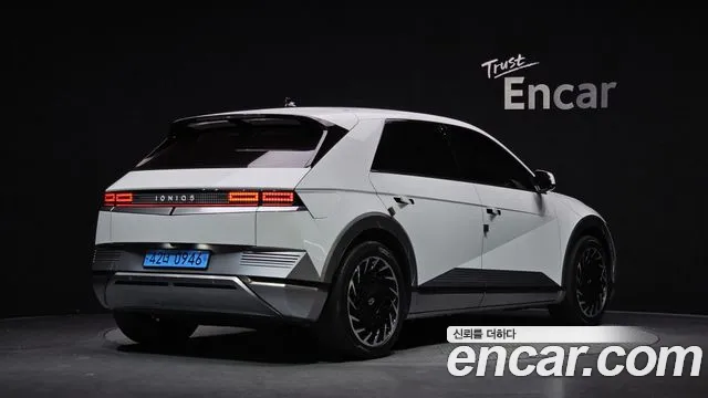 Hyundai Ioniq 5 — Фото автомобиля 2