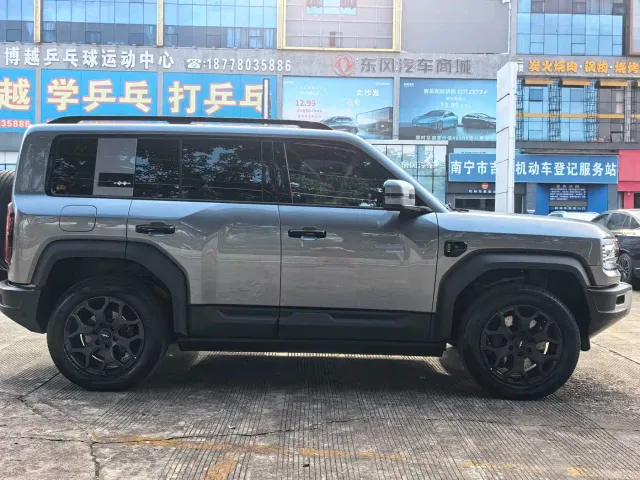 BYD FangChengBao Leopard 5 — Фото автомобиля 5