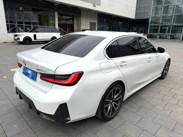 BMW 3 Series — Фото автомобиля 4