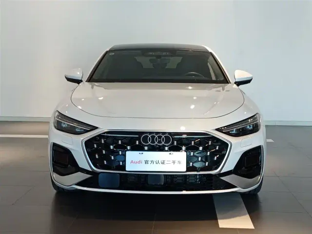 Audi A5L — Фото автомобиля 2