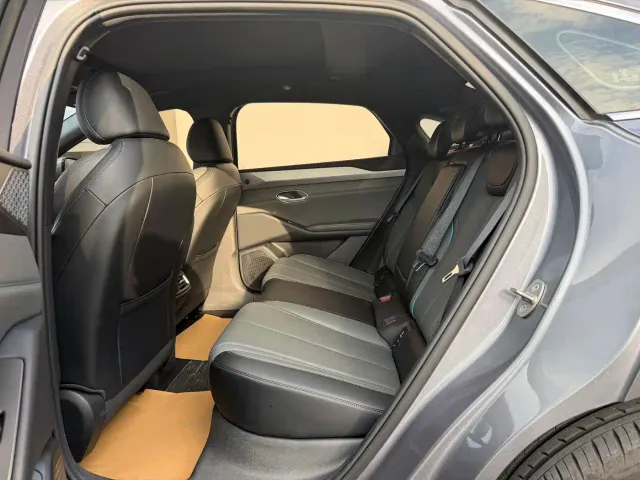 BYD Qin L — Фото автомобиля 11