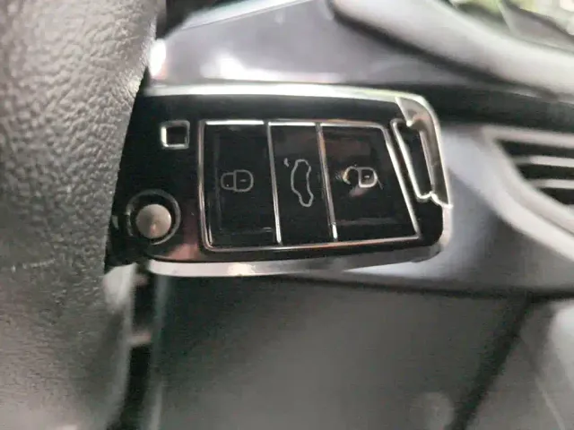 Volkswagen Tharu — Фото автомобиля 9