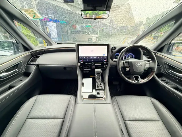 Toyota Alphard — Фото автомобиля 14