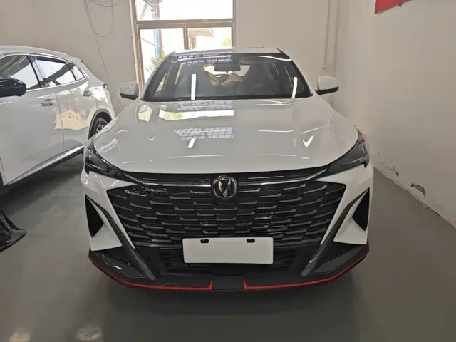 Changan X5 Plus — Фото автомобиля 2