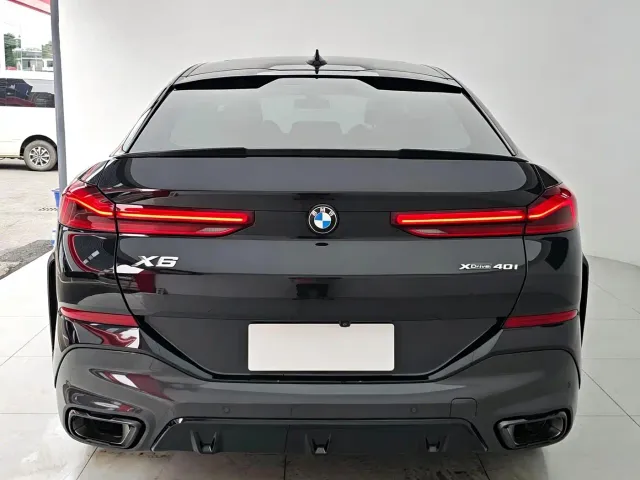 BMW X6 — Фото автомобиля 18