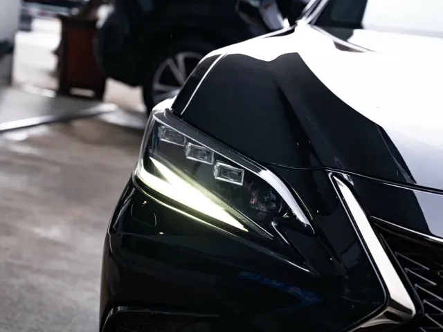 Lexus ES — Фото автомобиля 6