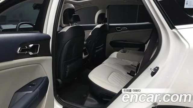 Kia Sportage Новый Sportage 5 поколение Бензин 1.6 турбо 2WD — Фото автомобиля 11