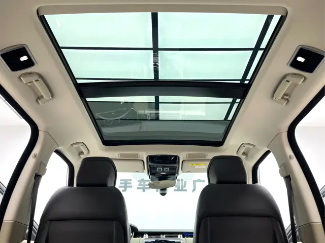 Land Rover Range Rover — Фото автомобиля 13