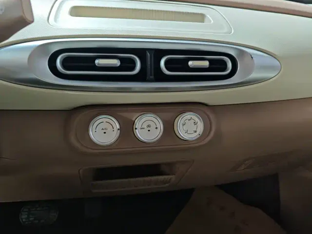Wuling Hongguang Mini EV — Фото автомобиля 12