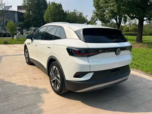 Volkswagen ID.4 Crozz — Фото автомобиля 3