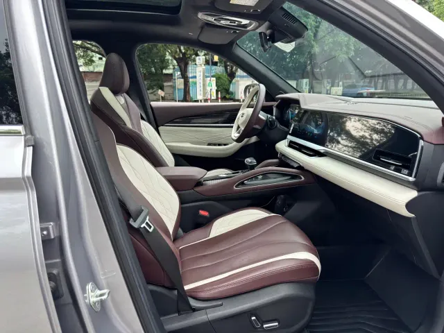 Geely Xingyue L — Фото автомобиля 18