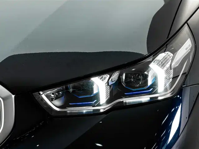 BMW 5 Series — Фото автомобиля 4