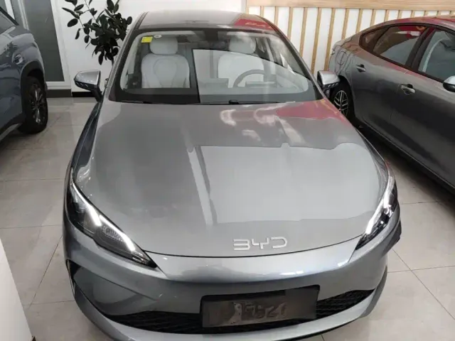 BYD Seal 05 DM-i — Фото автомобиля 2