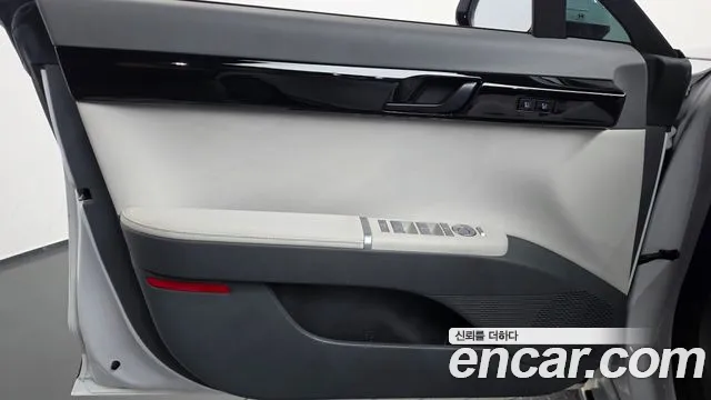 Hyundai Grandeur GN7 — Фото автомобиля 13