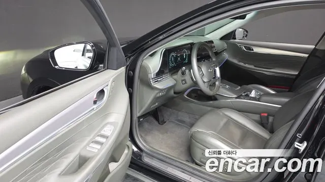 Hyundai Grandeur — Фото автомобиля 10