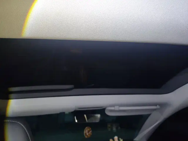 Tesla Model 3 — Фото автомобиля 19