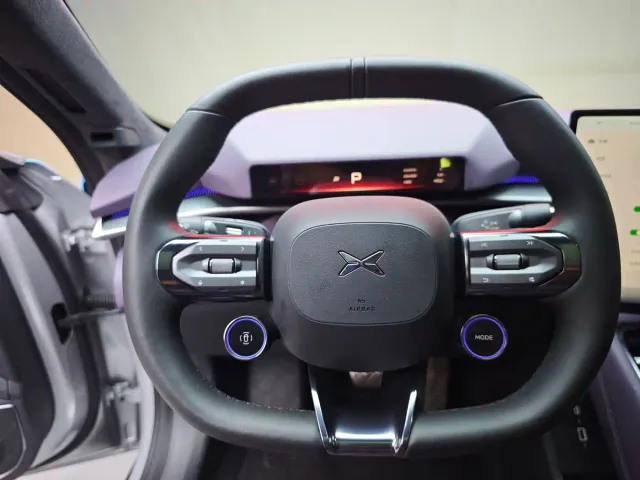 Xpeng P7 — Фото автомобиля 14