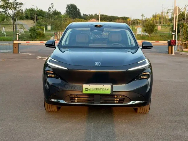 Buick Zhijing E7 — Фото автомобиля 2