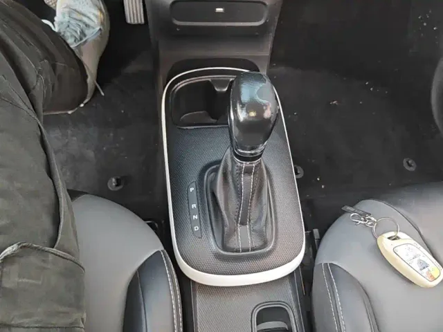 Roewe Clever — Фото автомобиля 13