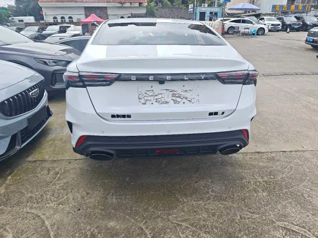 Geely Binrui — Фото автомобиля 17