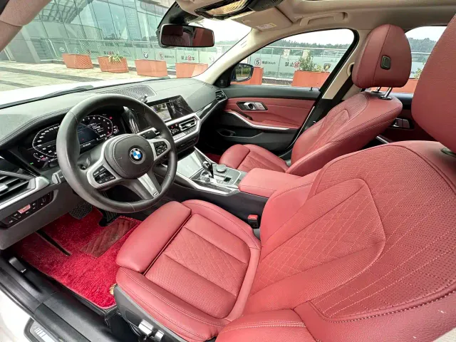 BMW 3 Series — Фото автомобиля 4