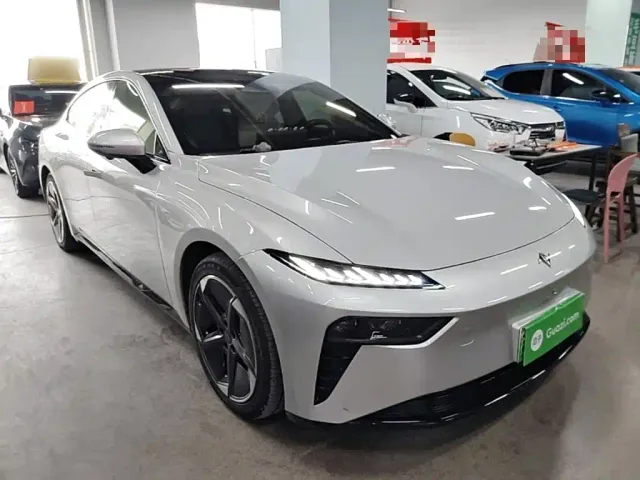 Dongfeng eπ 007 — Фото автомобиля 3