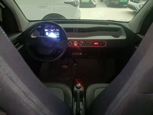 Wuling Hongguang Mini EV — Фото автомобиля 5