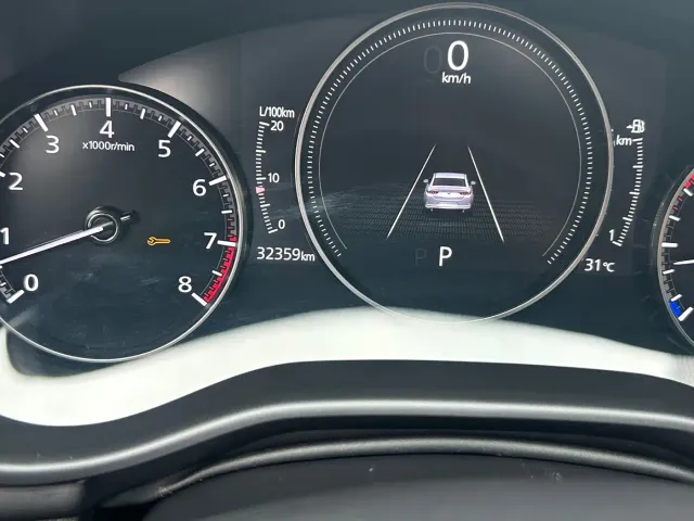 Mazda Mazda3 Axela 2021 2.0L Automatic Quality Shine — Фото автомобиля 8