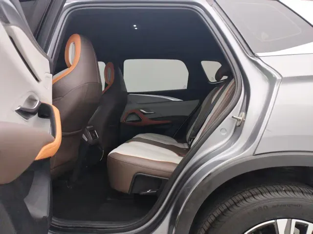BYD Song Pro — Фото автомобиля 14