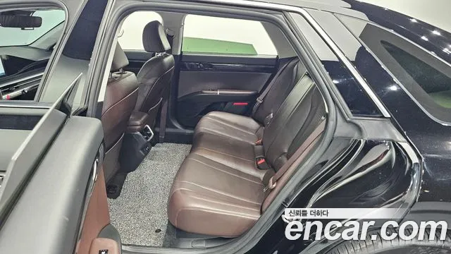 Hyundai Grandeur GN7 — Фото автомобиля 17