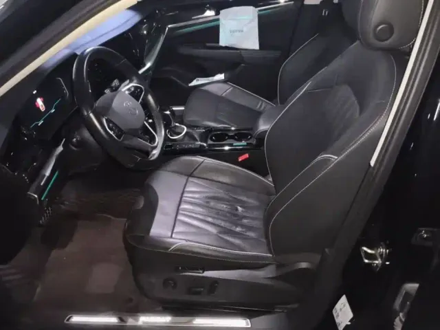 Volkswagen Passat — Фото автомобиля 12