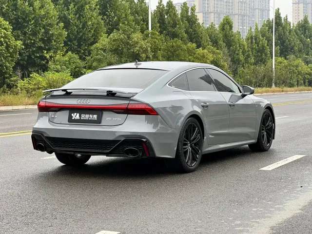 Audi A7 — Фото автомобиля 7