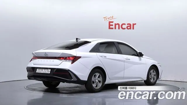 Hyundai Avante — Фото автомобиля 2