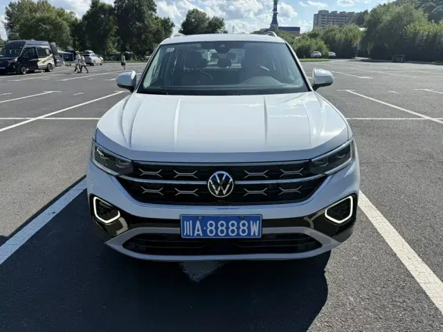 Volkswagen Tayron — Фото автомобиля 2