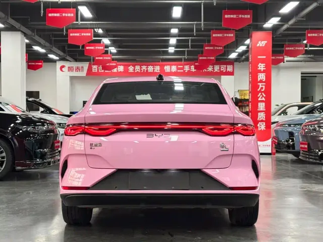 BYD Qin L — Фото автомобиля 5