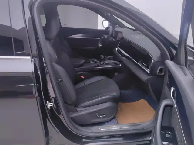 Geely Xingyue L — Фото автомобиля 8