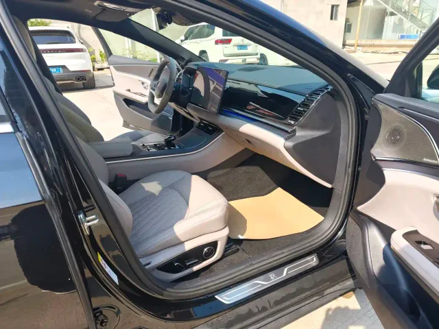 BYD Han 2025 DM-i Smart Driving Edition 125KM LiDAR Flagship — Фото автомобиля 4
