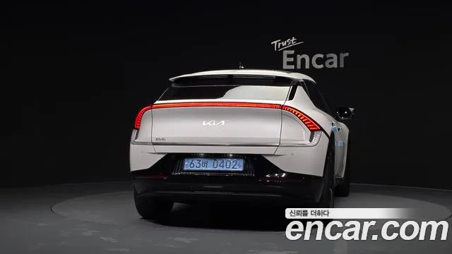 Kia EV6 — Фото автомобиля 4