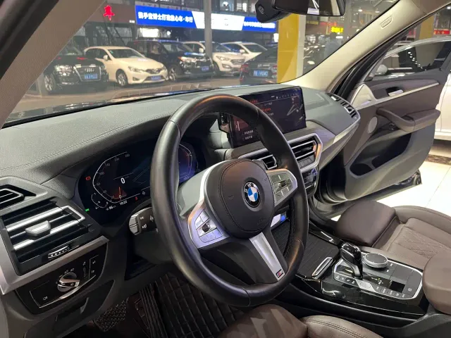 BMW X3 — Фото автомобиля 10