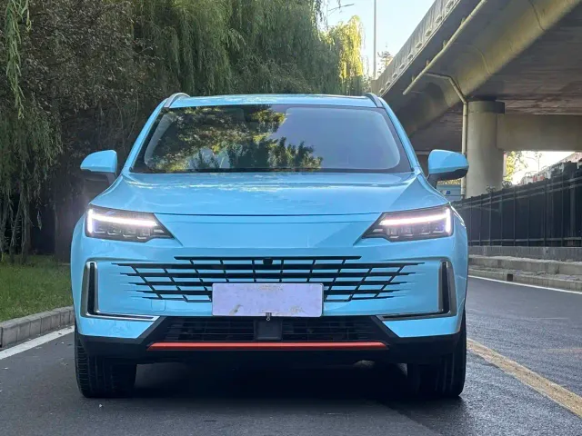 Skyworth Auto Skyworth HT-i — Фото автомобиля 2